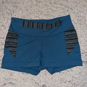 Athleta teal biker shorts 2.5”
